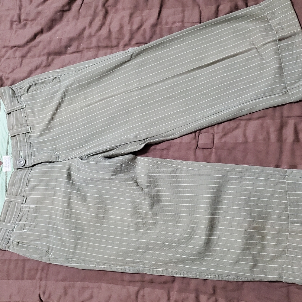American Eagle Capris